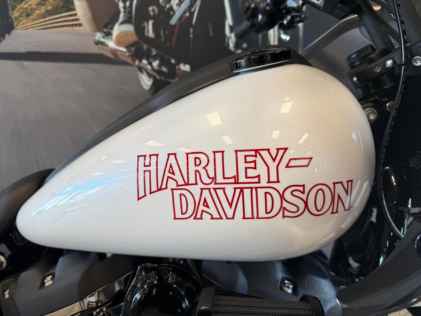 2026 HARLEY-DAVIDSON FXLRST LOW RIDER ST (117) CRUISER