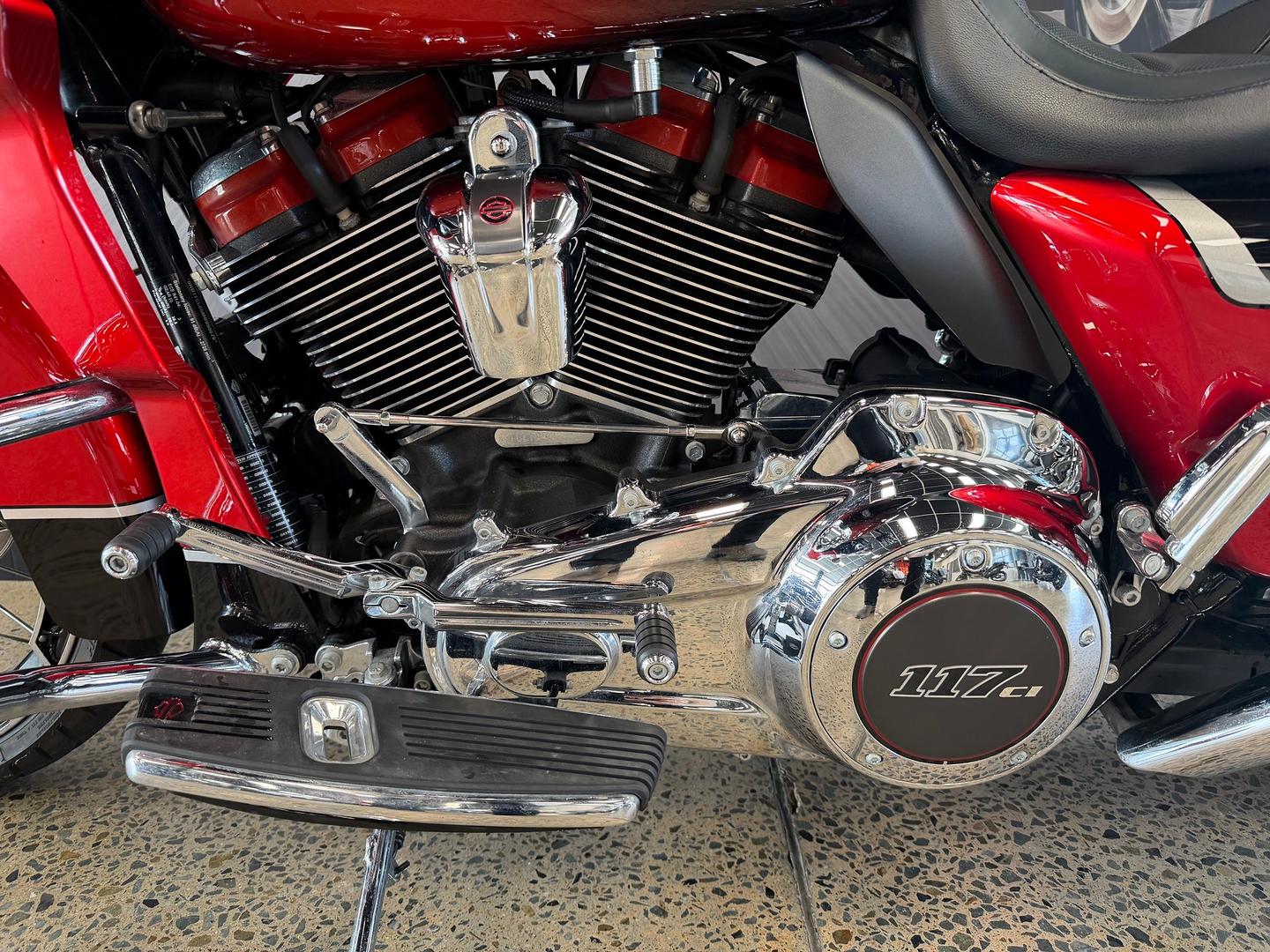 2021 HARLEY-DAVIDSON FLTRXSE CVO ROAD GLIDE (117) CRUISER