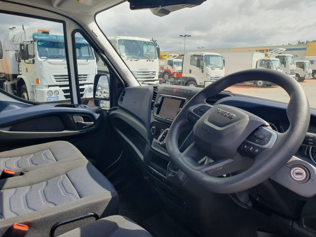 2021 IVECO DAILY MY17 35S17 8 SP AUTOMATIC VAN