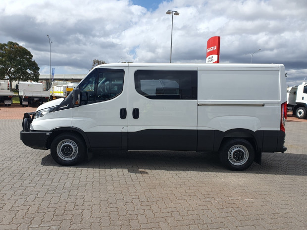 2021 IVECO DAILY MY17 35S17 8 SP AUTOMATIC VAN