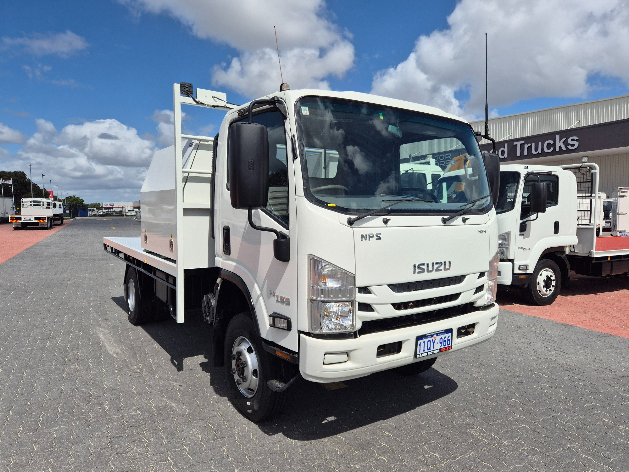 2016 ISUZU NPS N MY15 75/45-155 (4x4) 5 SP MANUAL C/CHAS AND TOOLBOXES