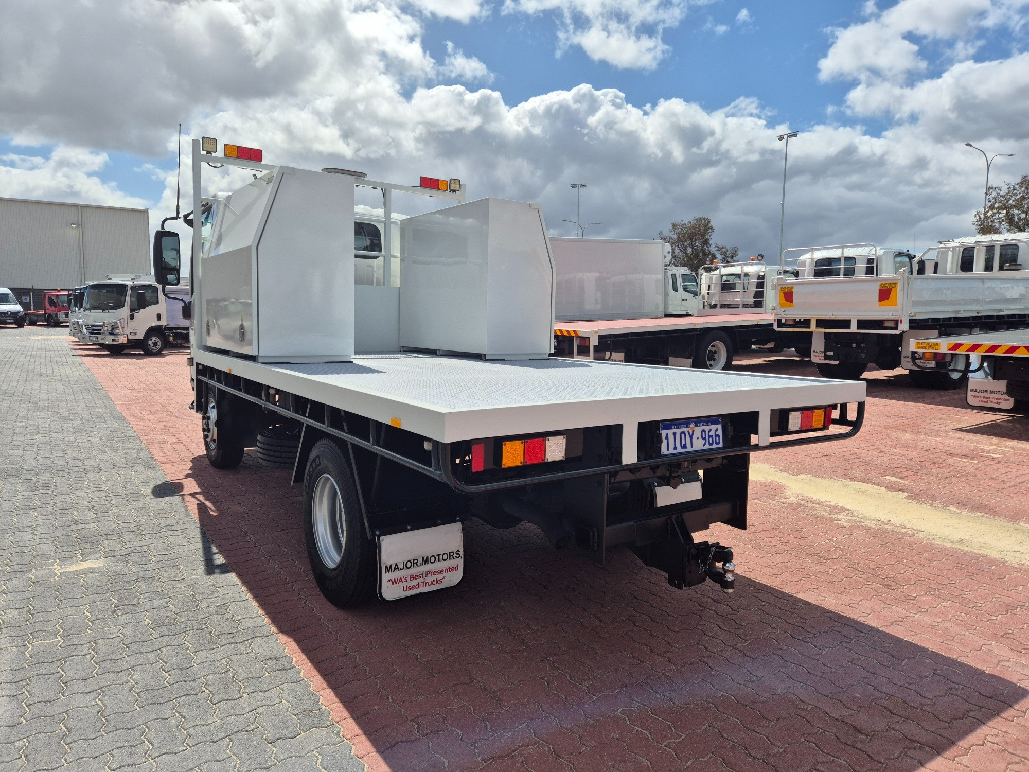 2016 ISUZU NPS N MY15 75/45-155 (4x4) 5 SP MANUAL C/CHAS AND TOOLBOXES