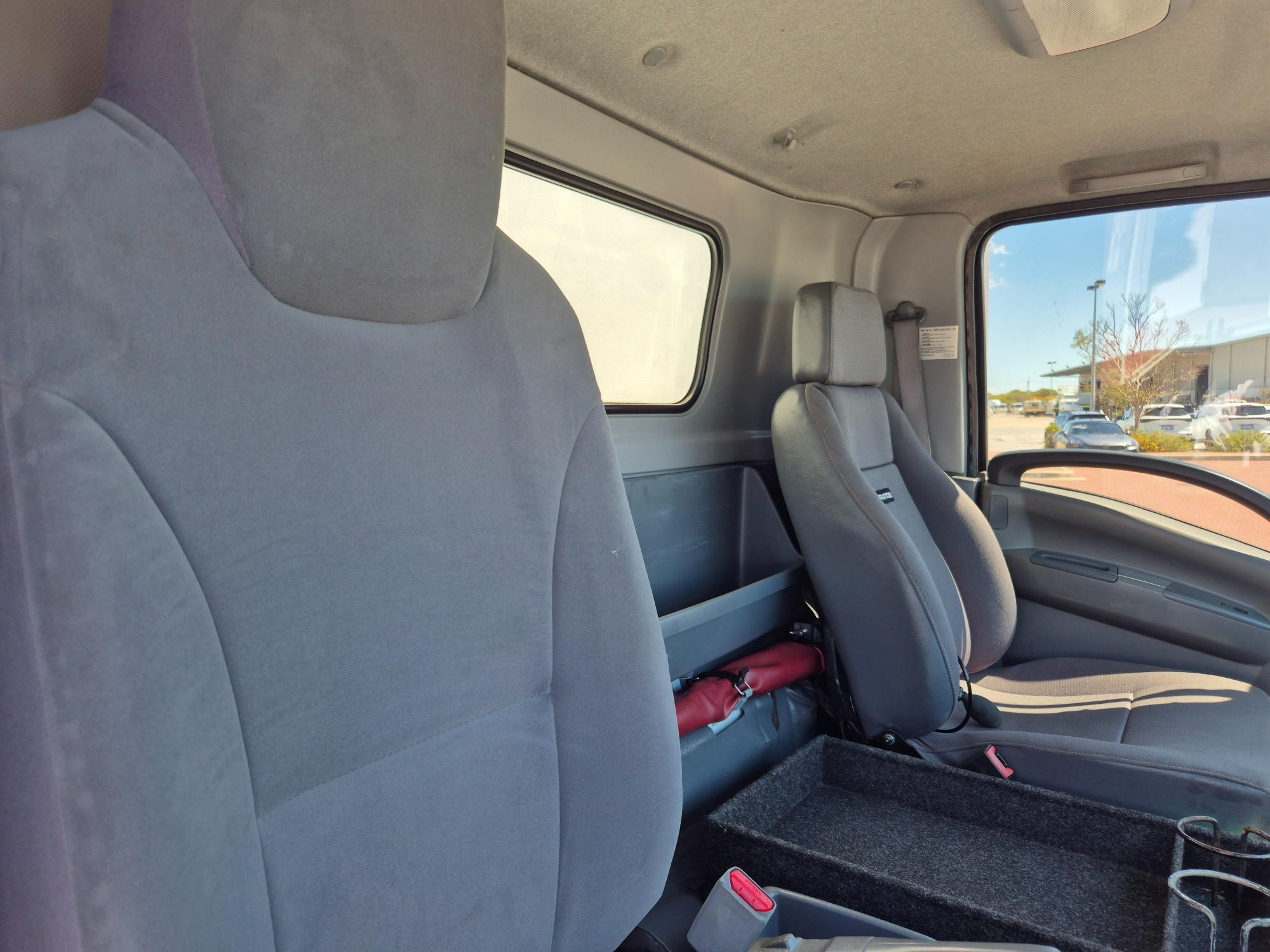 2014 ISUZU NPR NH 200 MEDIUM 6 SP AUTOMATED MANUAL SERVICE BODY