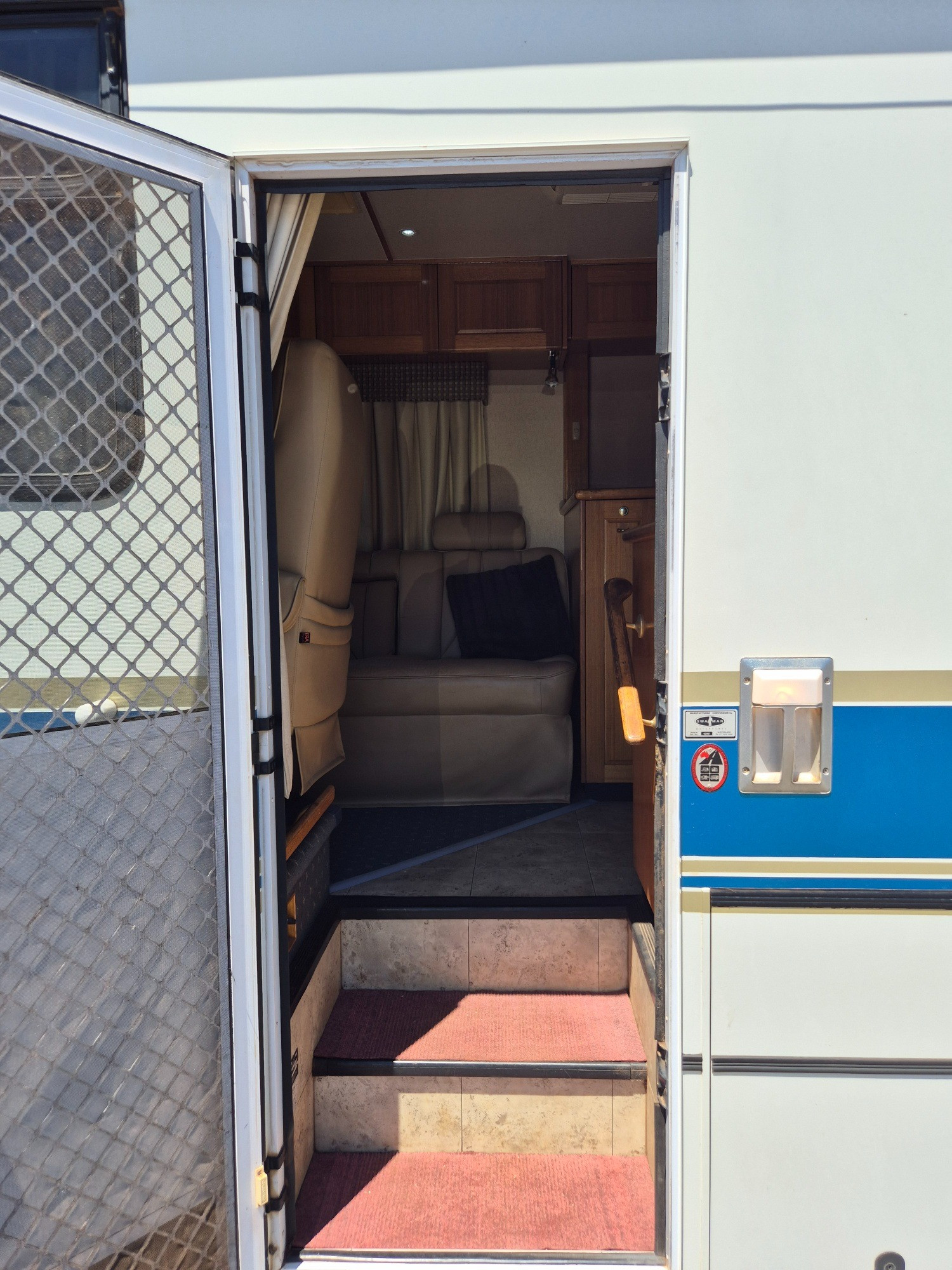 2003 ISUZU SWAGMAN MOTORHOME