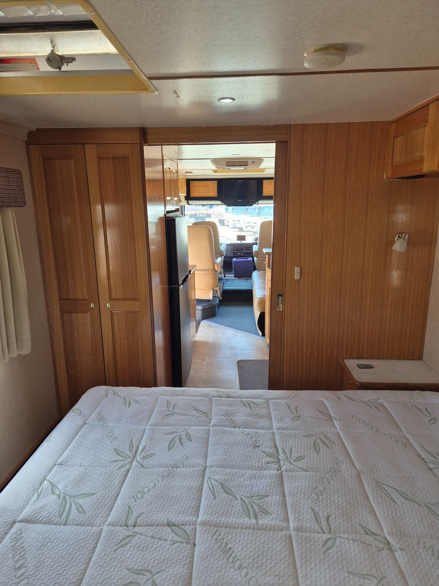 2003 ISUZU SWAGMAN MOTORHOME