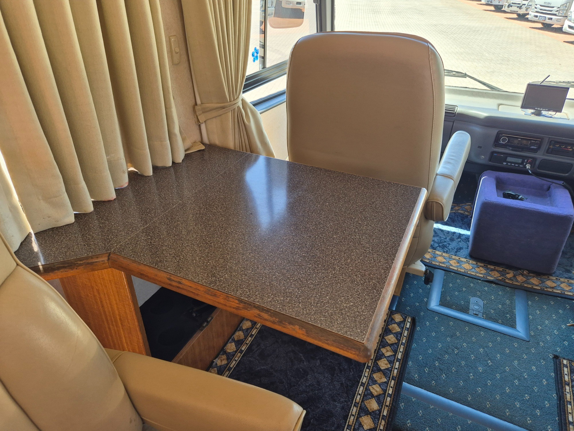 2003 ISUZU SWAGMAN MOTORHOME