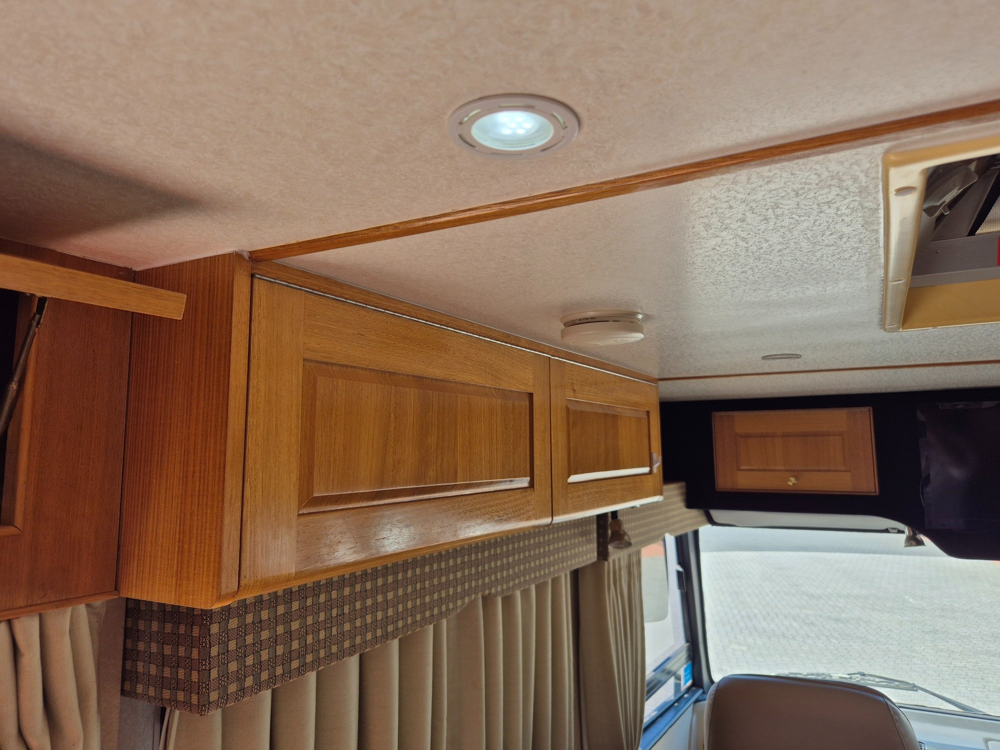 2003 ISUZU SWAGMAN MOTORHOME
