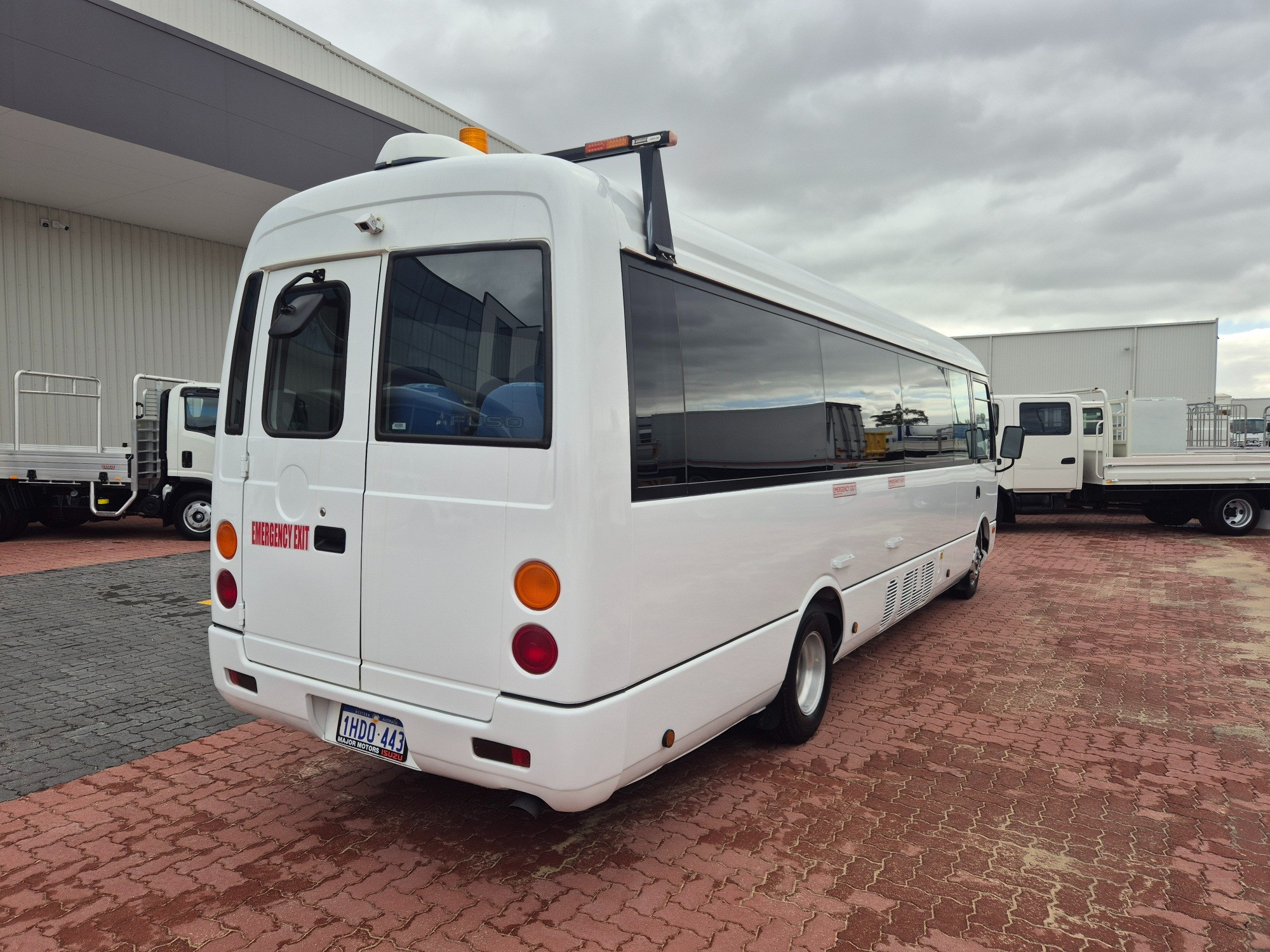 2020 FUSO ROSA DELUXE 25 SEATER AUTOMATIC BUS