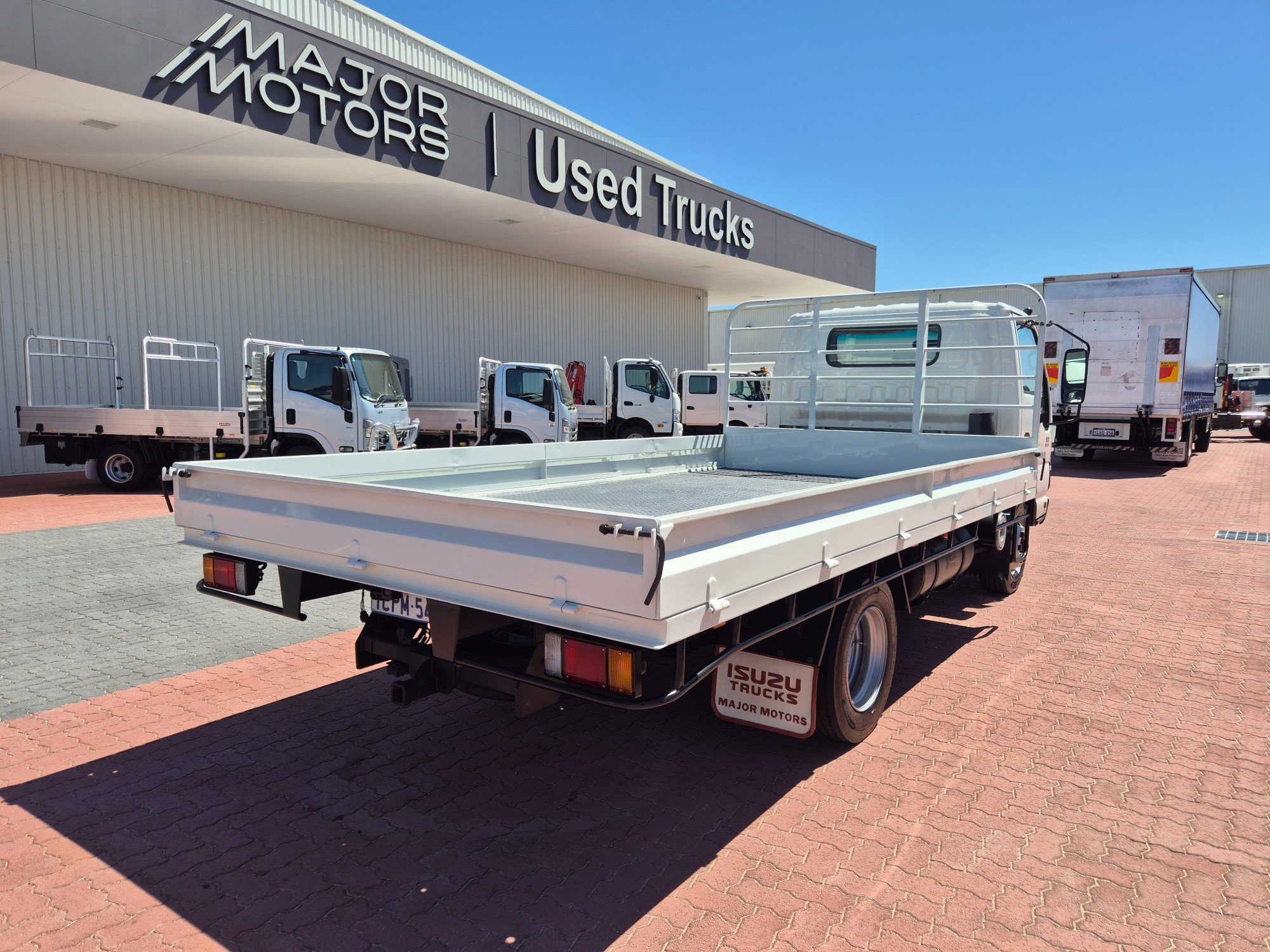 2007 ISUZU NPR N5 300 MEDIUM 5 SP MANUAL TRAY