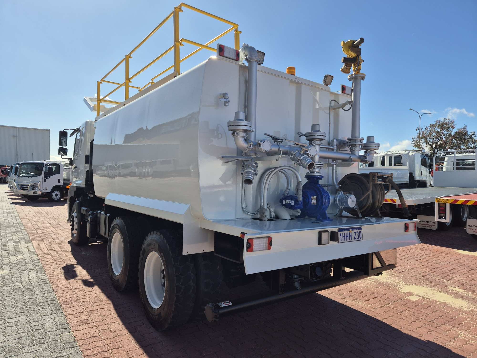 2020 HINO 500 FM8J FM2628 MEDIUM 6 SP AUTO WATER TRUCK