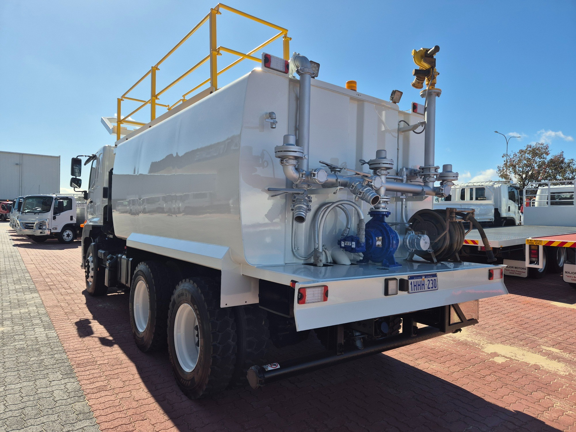2020 HINO 500 FM8J FM2628 MEDIUM 6 SP AUTO WATER TRUCK