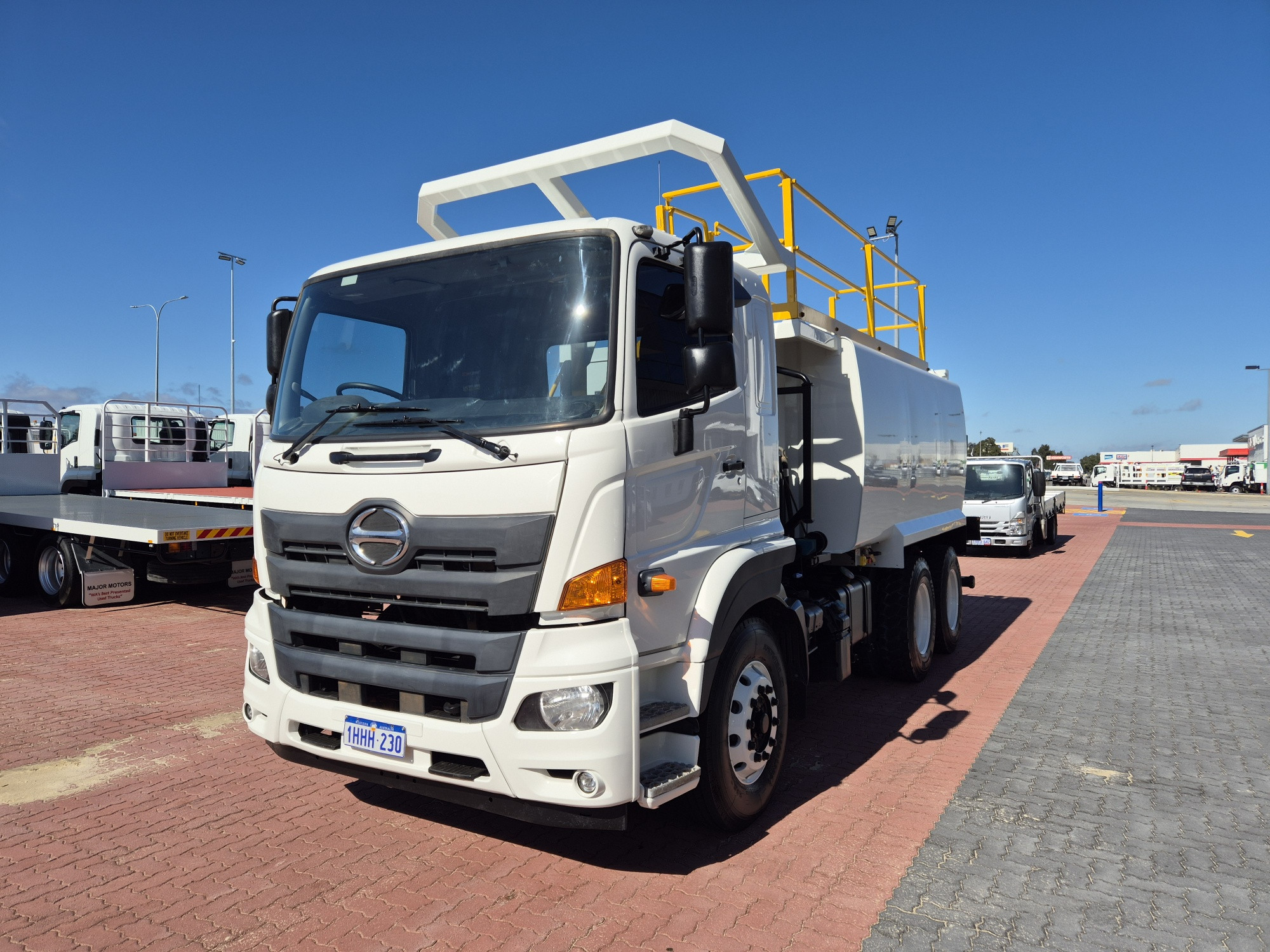 2020 HINO 500 FM8J FM2628 MEDIUM 6 SP AUTO WATER TRUCK