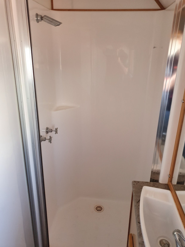 2012 ISUZU NPS NH 300 (4x4) 6 SP MANUAL MOTORHOME