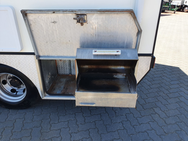 2012 ISUZU NPS NH 300 (4x4) 6 SP MANUAL MOTORHOME