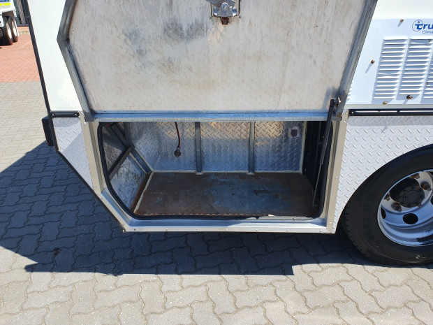 2012 ISUZU NPS NH 300 (4x4) 6 SP MANUAL MOTORHOME