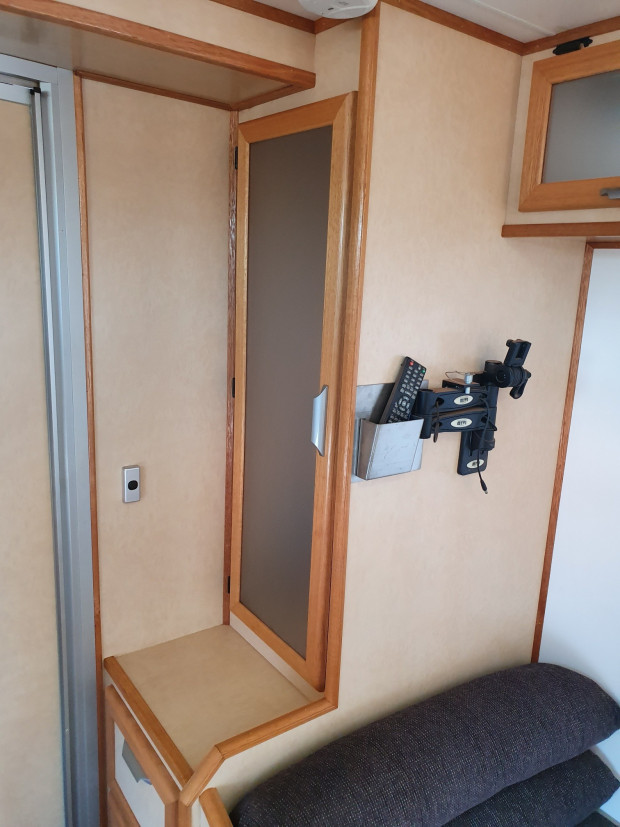 2012 ISUZU NPS NH 300 (4x4) 6 SP MANUAL MOTORHOME