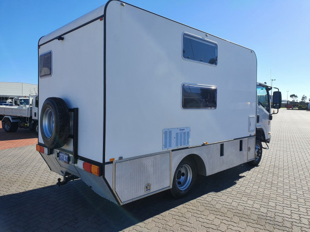 2012 ISUZU NPS NH 300 (4x4) 6 SP MANUAL MOTORHOME