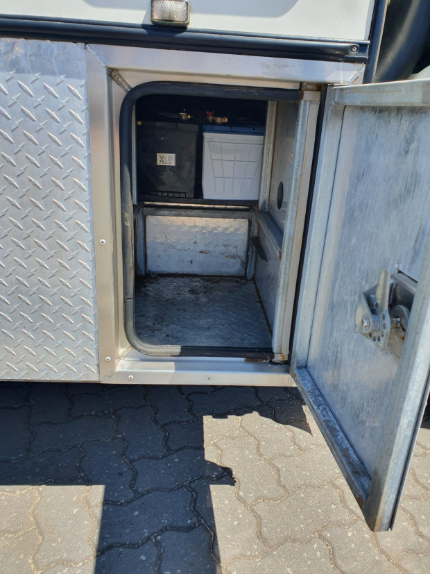 2012 ISUZU NPS NH 300 (4x4) 6 SP MANUAL MOTORHOME