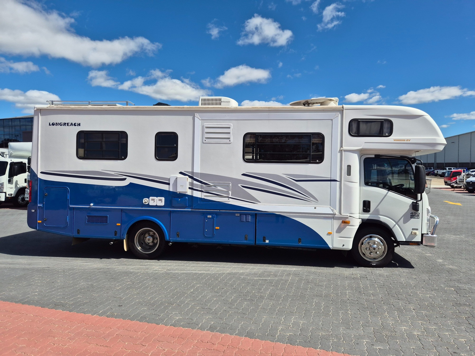 2011 ISUZU NQR NH 450 LONG 6 SP AUTOMATED MANUAL MOTORHOME