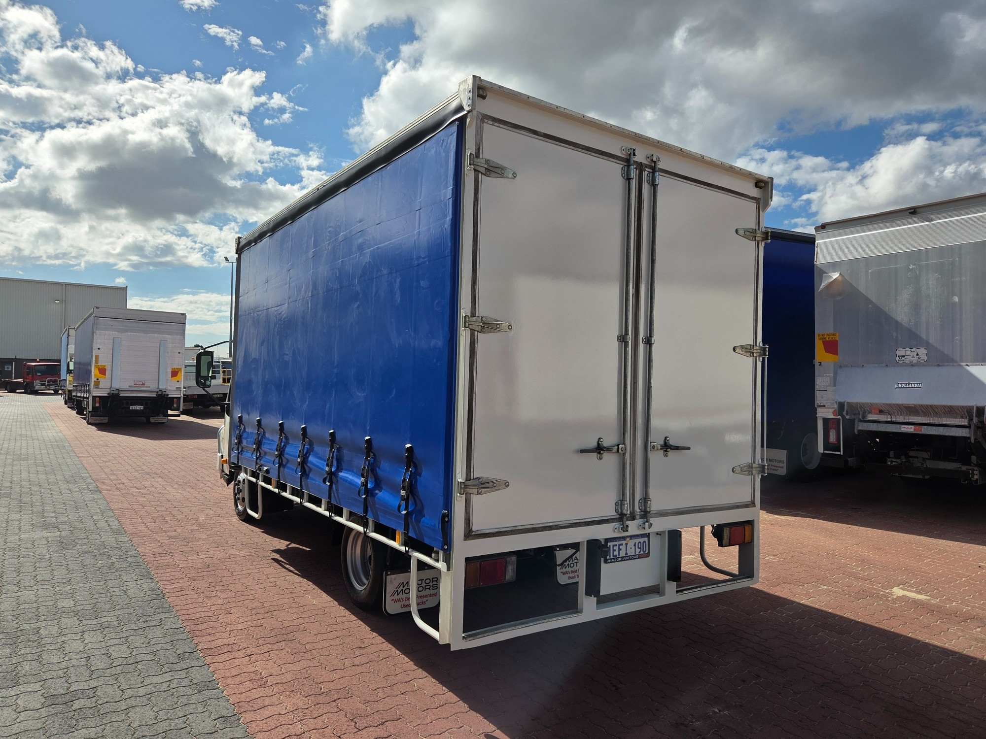 2013 HINO 300 XZU710R 616 AUTO MWB 6 SP AUTOMATIC 6 PALLET TAUTLINER
