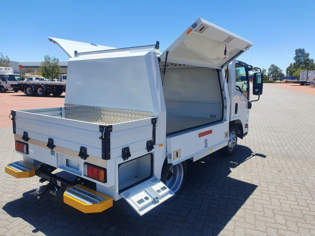 2022 ISUZU NLR NH MY21 45-140 (SWB) SERVICEPACK-X 6 SP AUTOMATED MANUAL C/CHAS