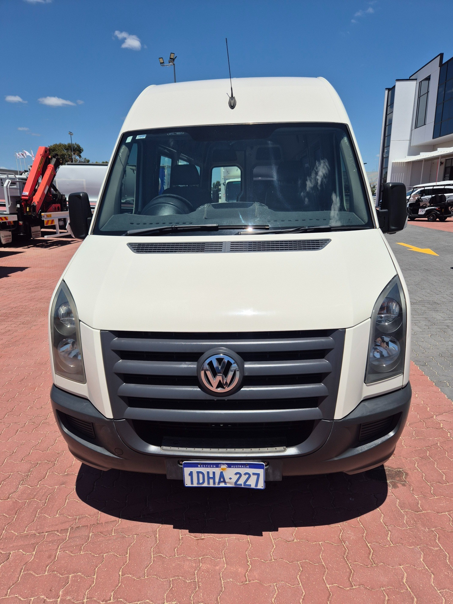 2010 VOLKSWAGEN CRAFTER 2EF1 35 LWB HIGH ROOF 6 SP AUTOMATIC 3D VAN