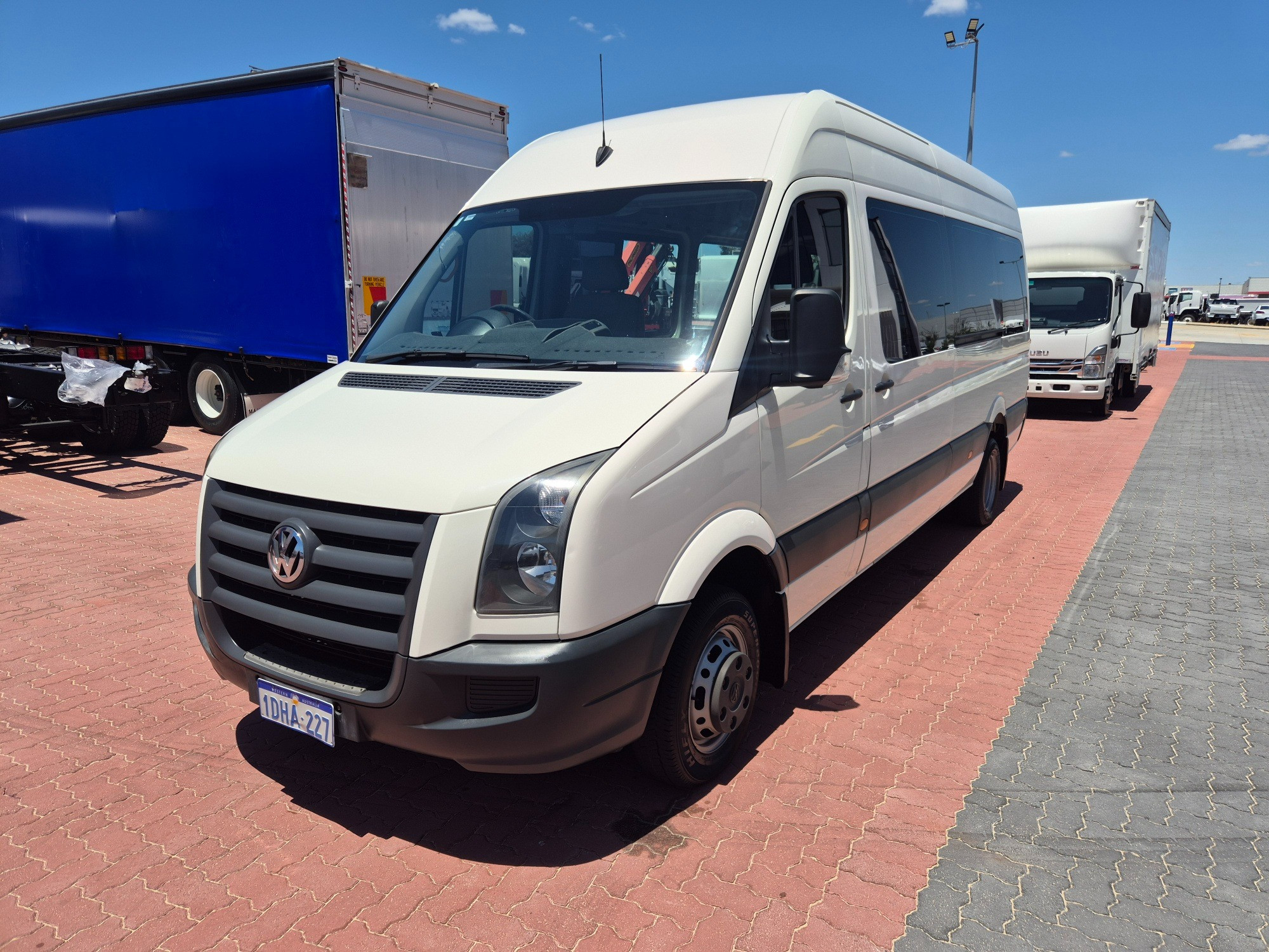 2010 VOLKSWAGEN CRAFTER 2EF1 35 LWB HIGH ROOF 6 SP AUTOMATIC 3D VAN