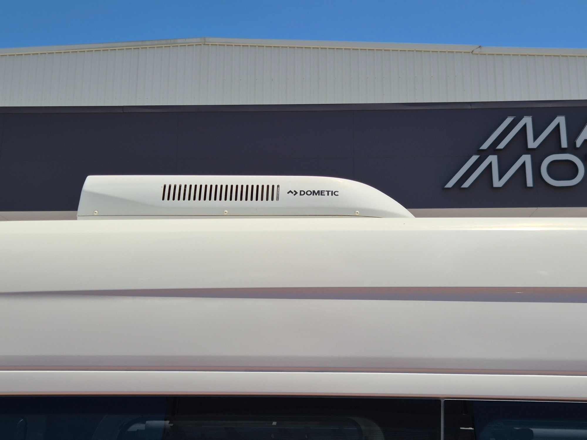 2010 VOLKSWAGEN CRAFTER 2EF1 35 LWB HIGH ROOF 6 SP AUTOMATIC 3D VAN