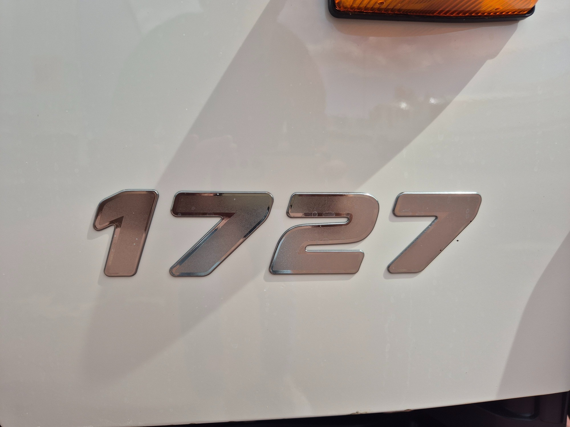 2010 HINO 500 GH8J 1727 XXLONG AIR (SIX) 10 PALLET 6 SP MANUAL FREEZER TRUCK