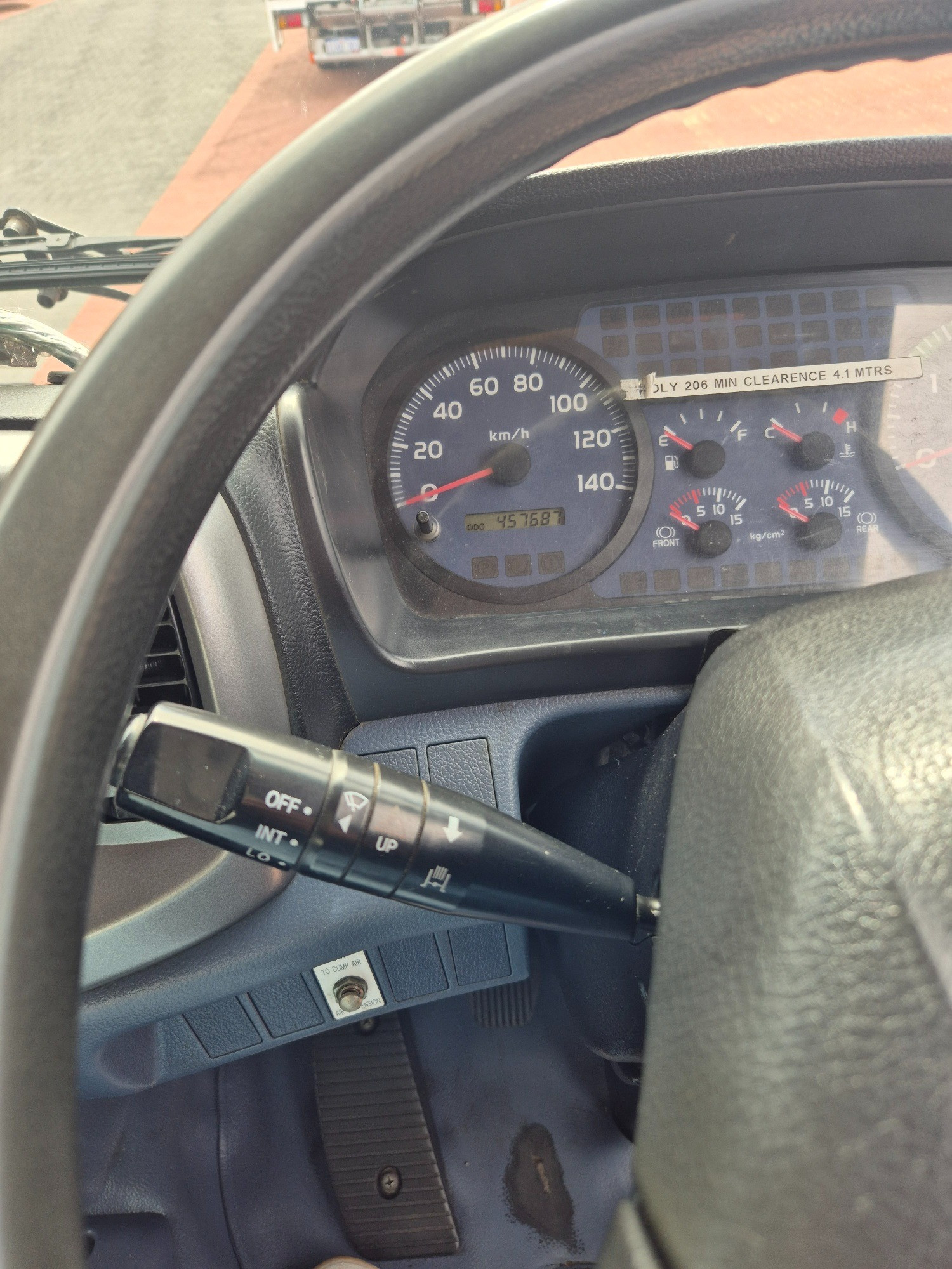 2010 HINO 500 GH8J 1727 XXLONG AIR (SIX) 10 PALLET 6 SP MANUAL FREEZER TRUCK
