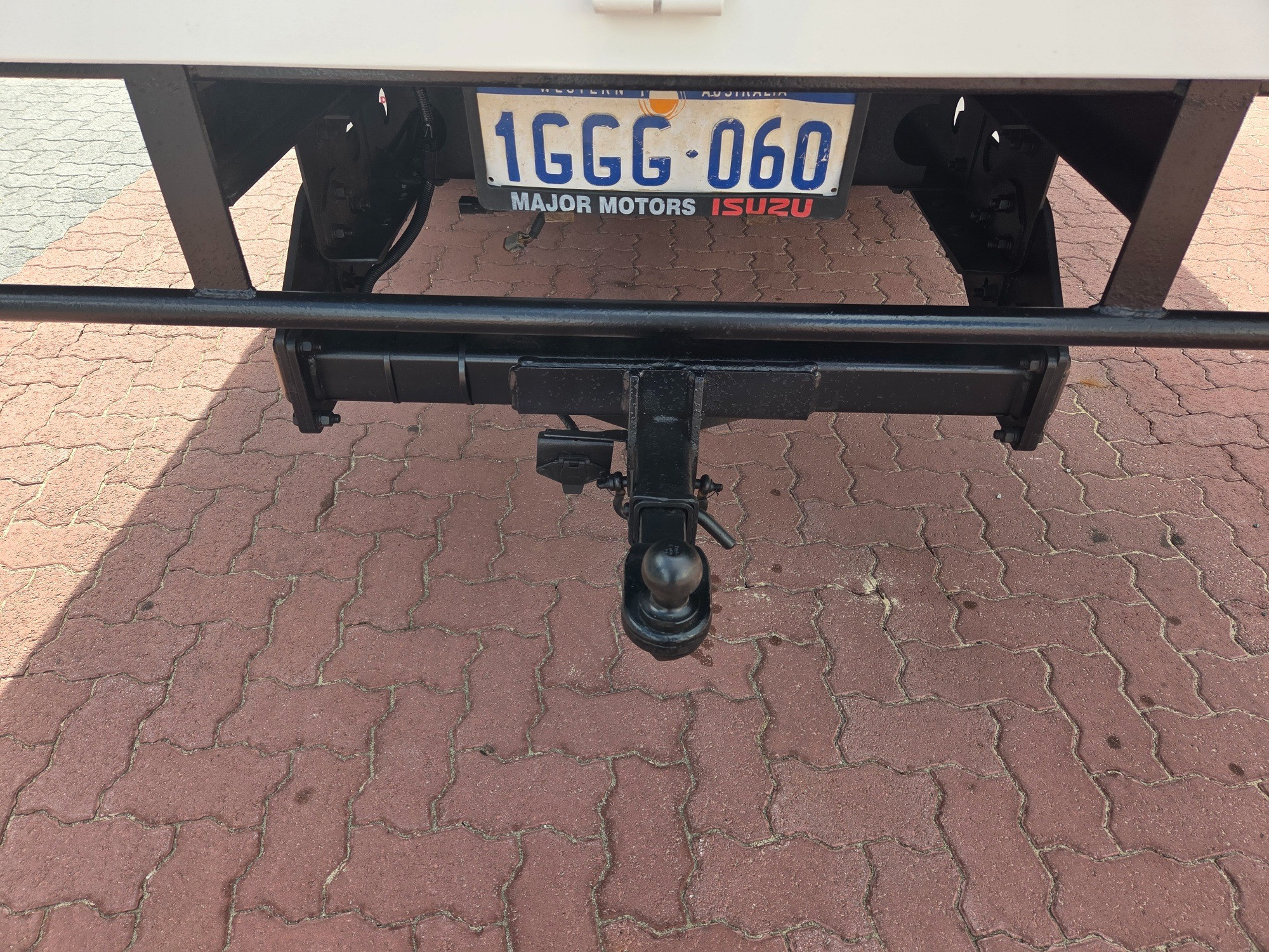 2015 ISUZU NQR NH 450 CREW 6 SP MANUAL C/CHAS