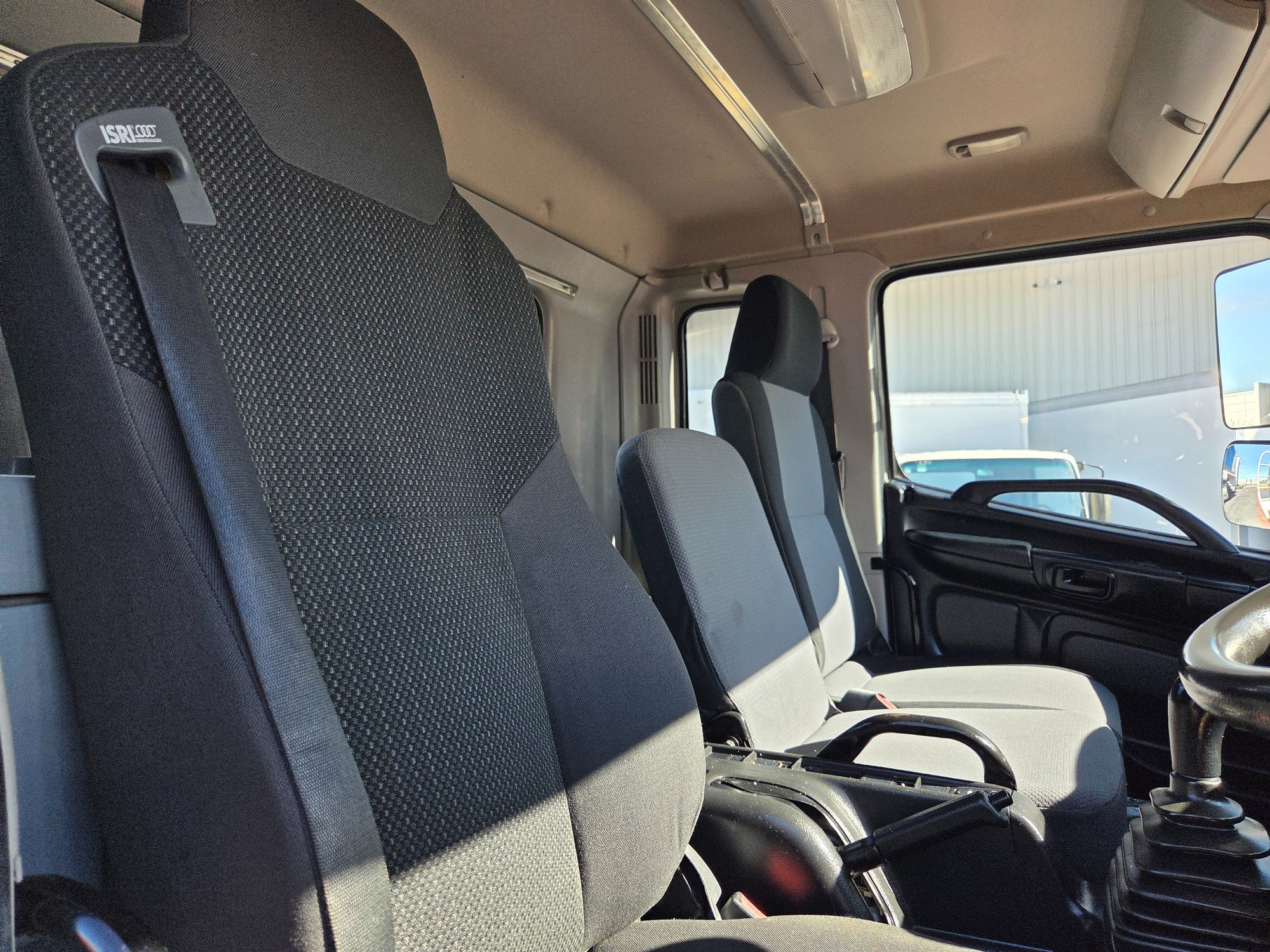 2014 HINO 500 FE7J FE1426 AIR XLWB 6 SP MANUAL C/CHAS