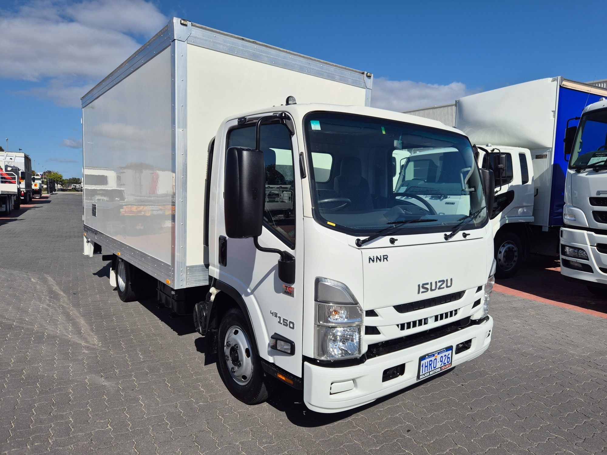 2022 ISUZU NNR NH MY21 45-150 (MWB) 6 SP AUTOMATED MANUAL VAN WITH TAIL LIFT
