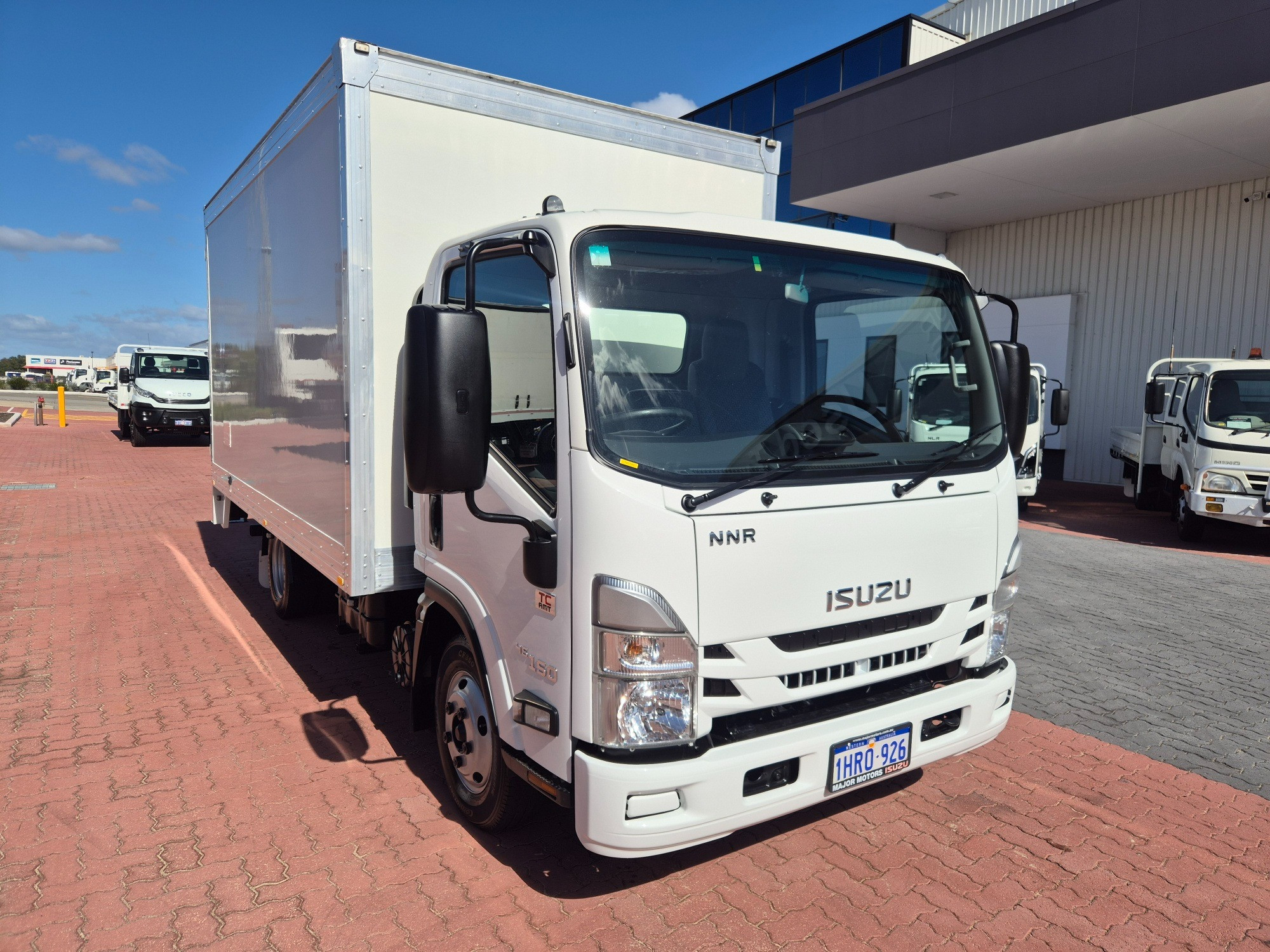 2022 ISUZU NNR NH MY21 45-150 (MWB) 6 SP AUTOMATED MANUAL VAN WITH TAIL LIFT