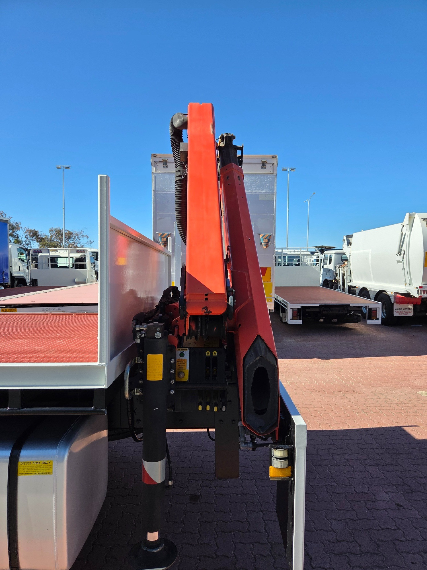 2014 ISUZU FVL 1400 (6x2) 8 SP MANUAL CRANE TRUCK