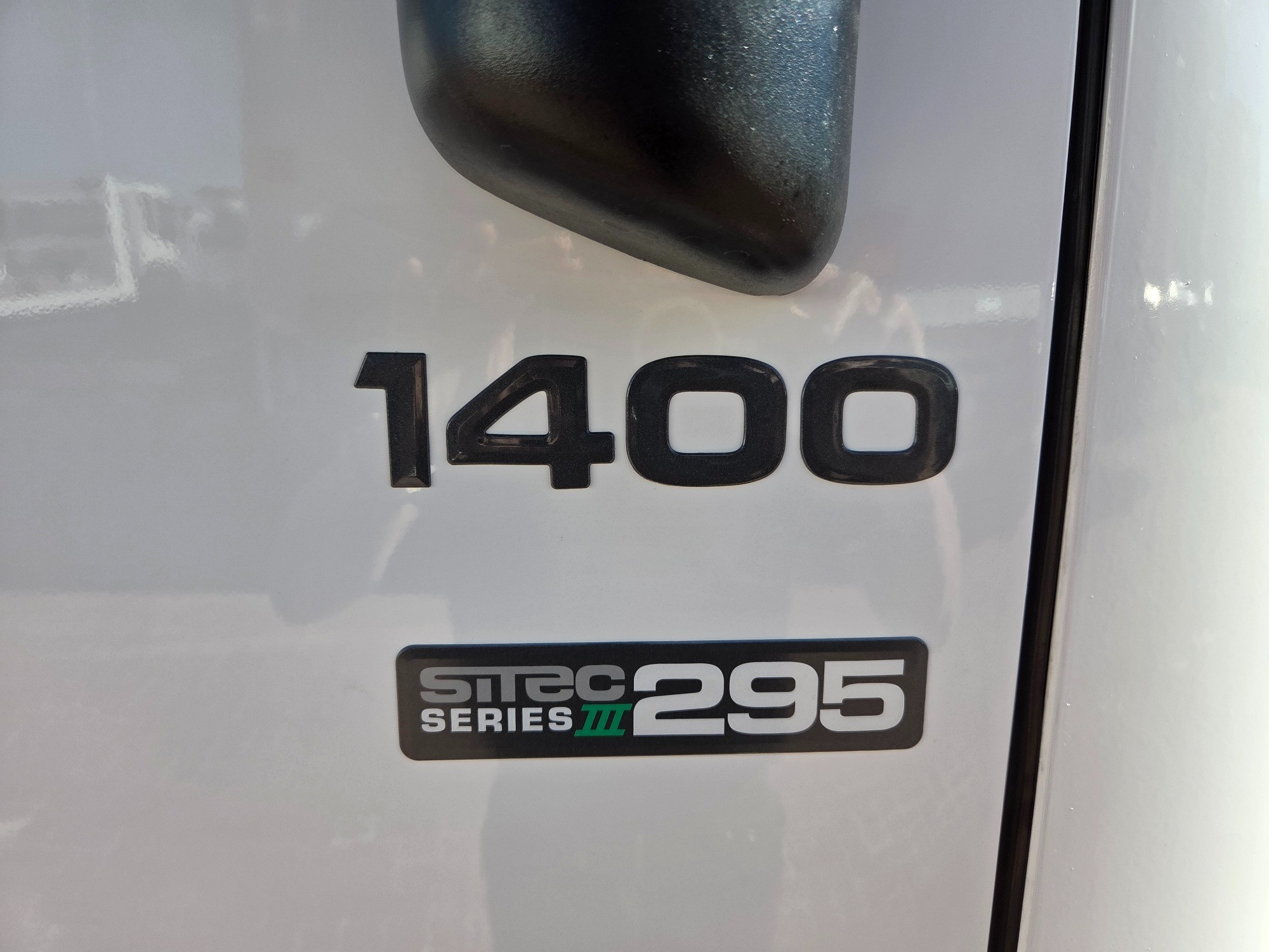 2014 ISUZU FVL 1400 (6x2) 8 SP MANUAL CRANE TRUCK