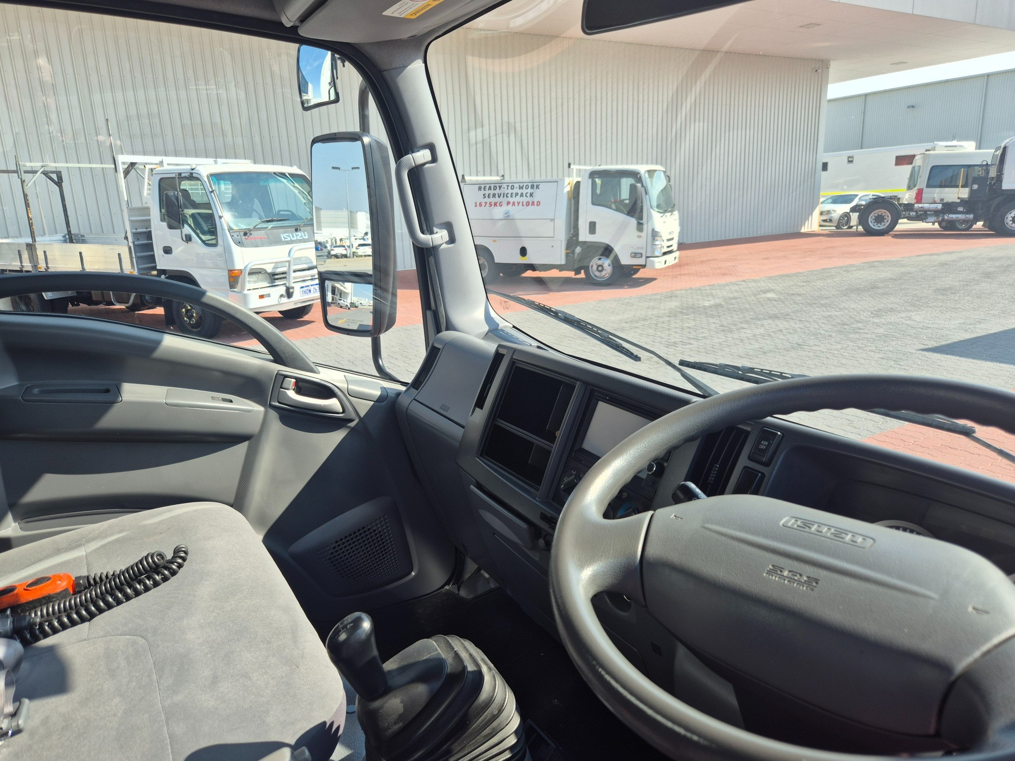 2015 ISUZU NLR N MY15 45-150 (MWB) 6 SP MANUAL TAUTLINER