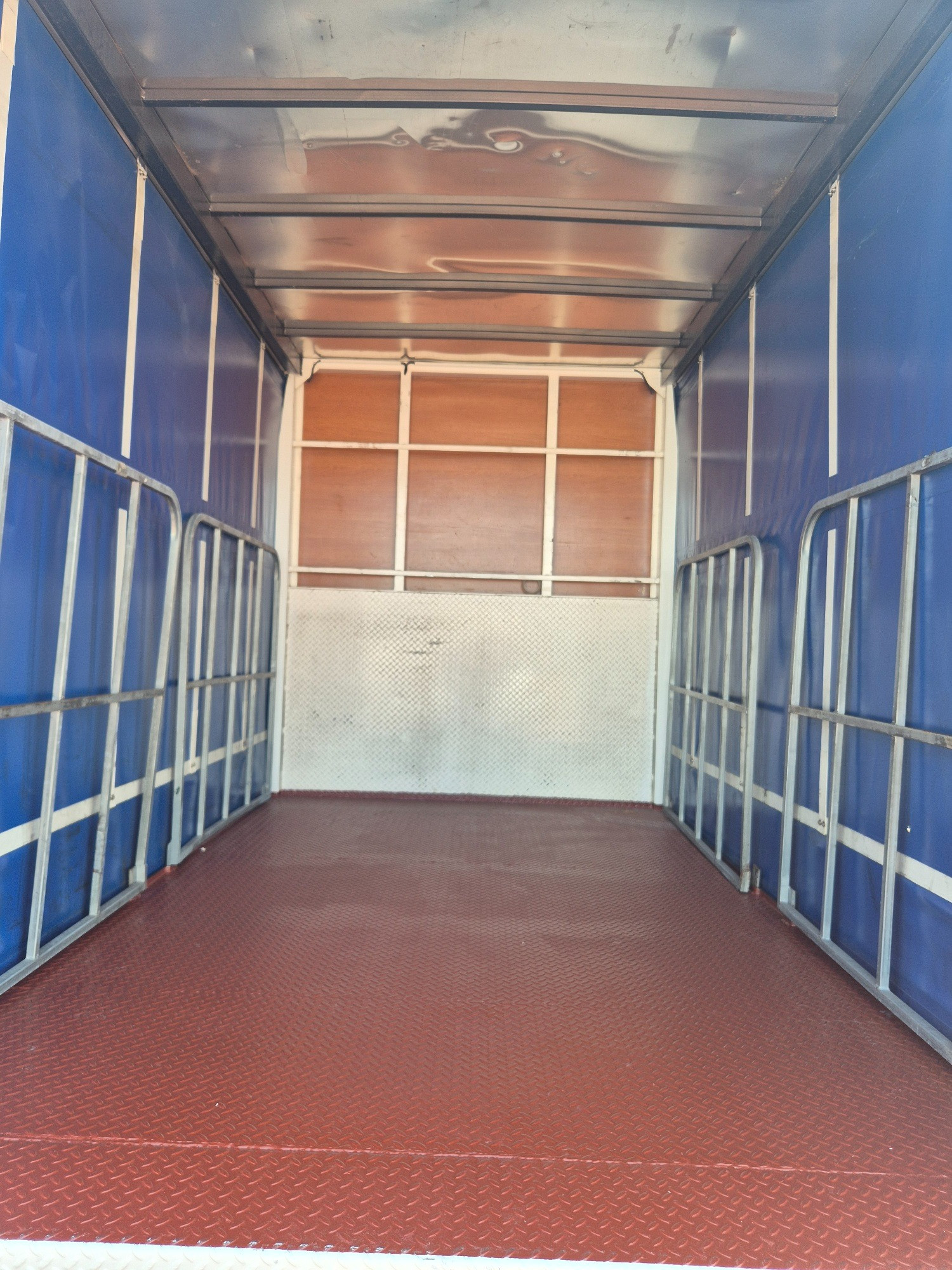 2015 ISUZU NLR N MY15 45-150 (MWB) 6 SP MANUAL TAUTLINER