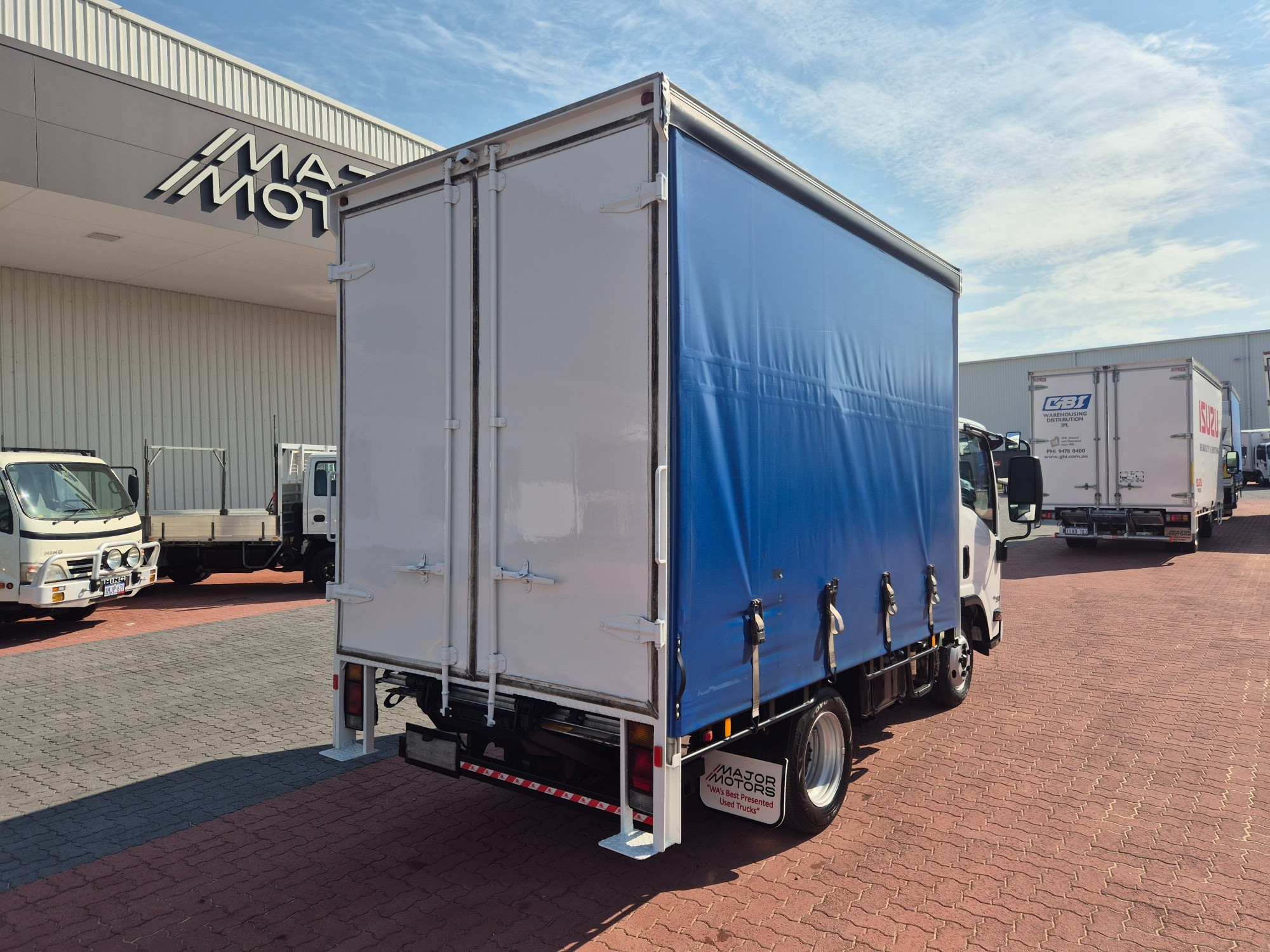 2015 ISUZU NLR N MY15 45-150 (MWB) 6 SP MANUAL TAUTLINER
