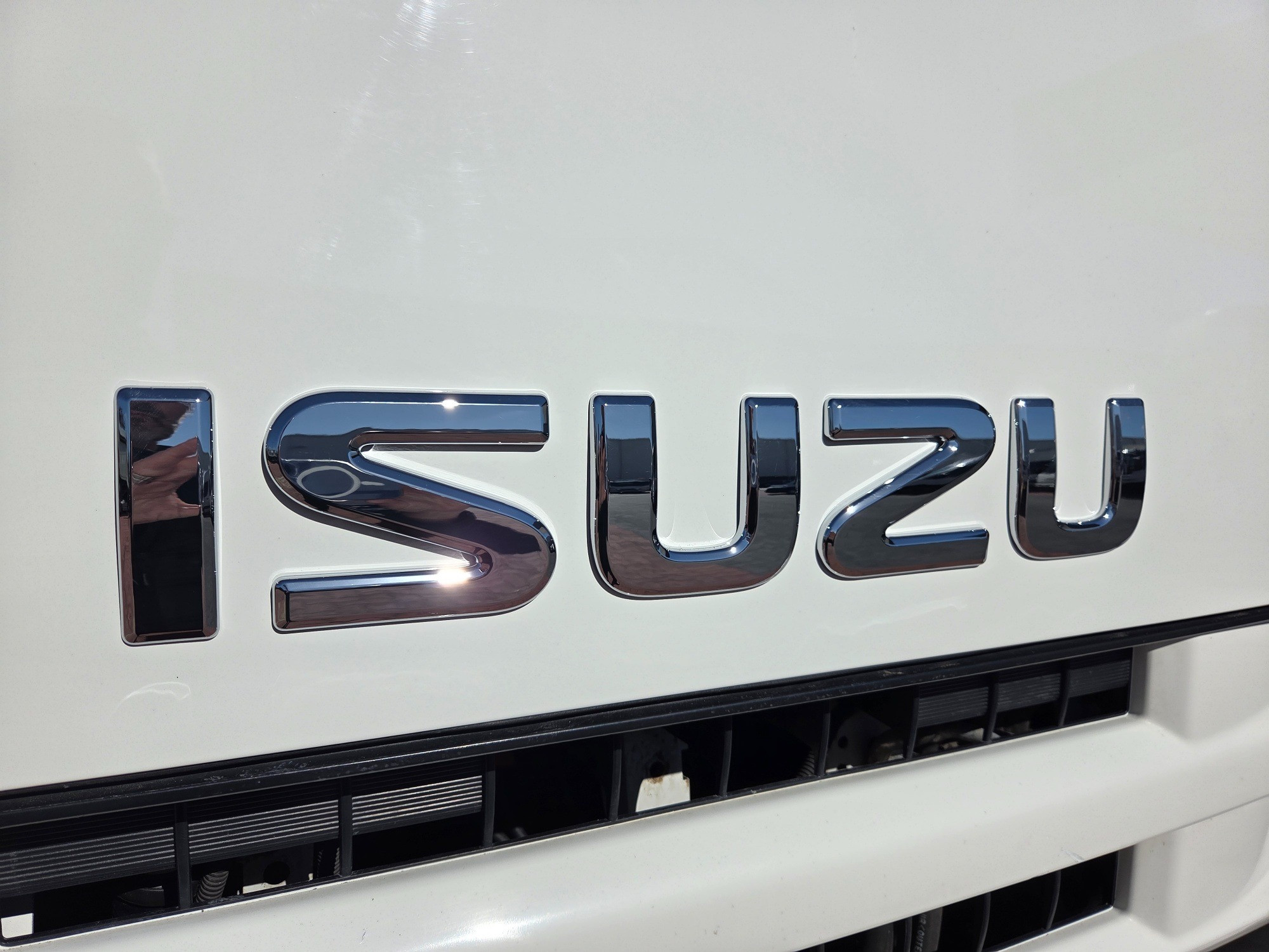 2011 ISUZU FVY FH 1400 AUTO (6x4) AUTOMATIC TRAY