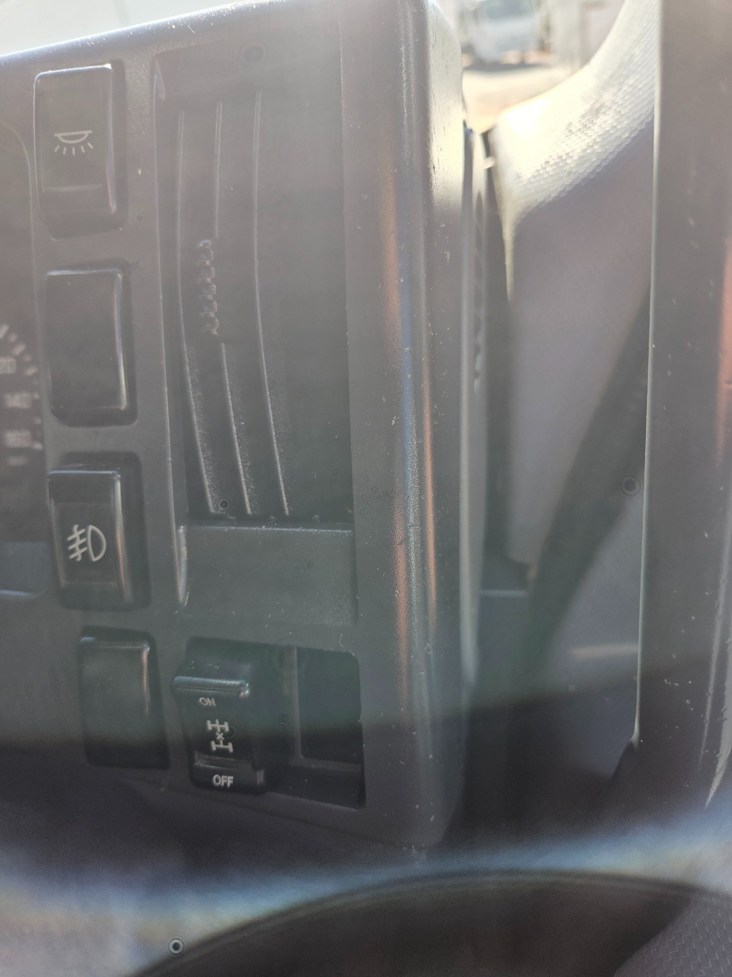 2011 ISUZU FVY FH 1400 AUTO (6x4) AUTOMATIC TRAY