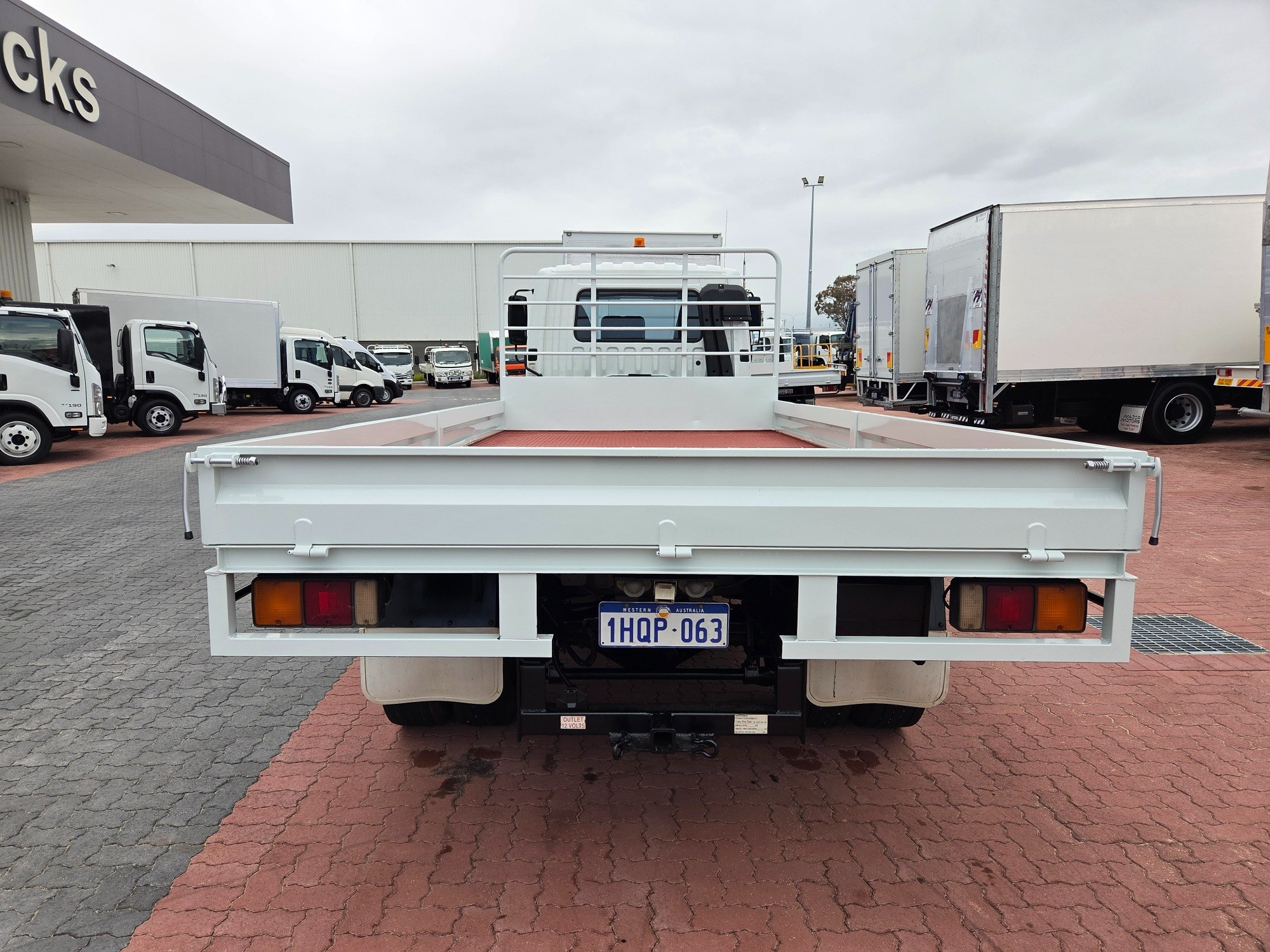 2022 FUSO FIGHTER 1124 AUTOMATIC TRAY