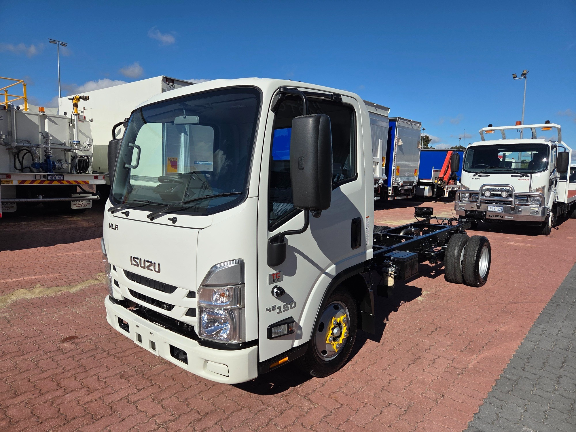 2024 ISUZU NLR NH MY21 45-150 (MWB) 6 SP AUTOMATED MANUAL C/CHAS