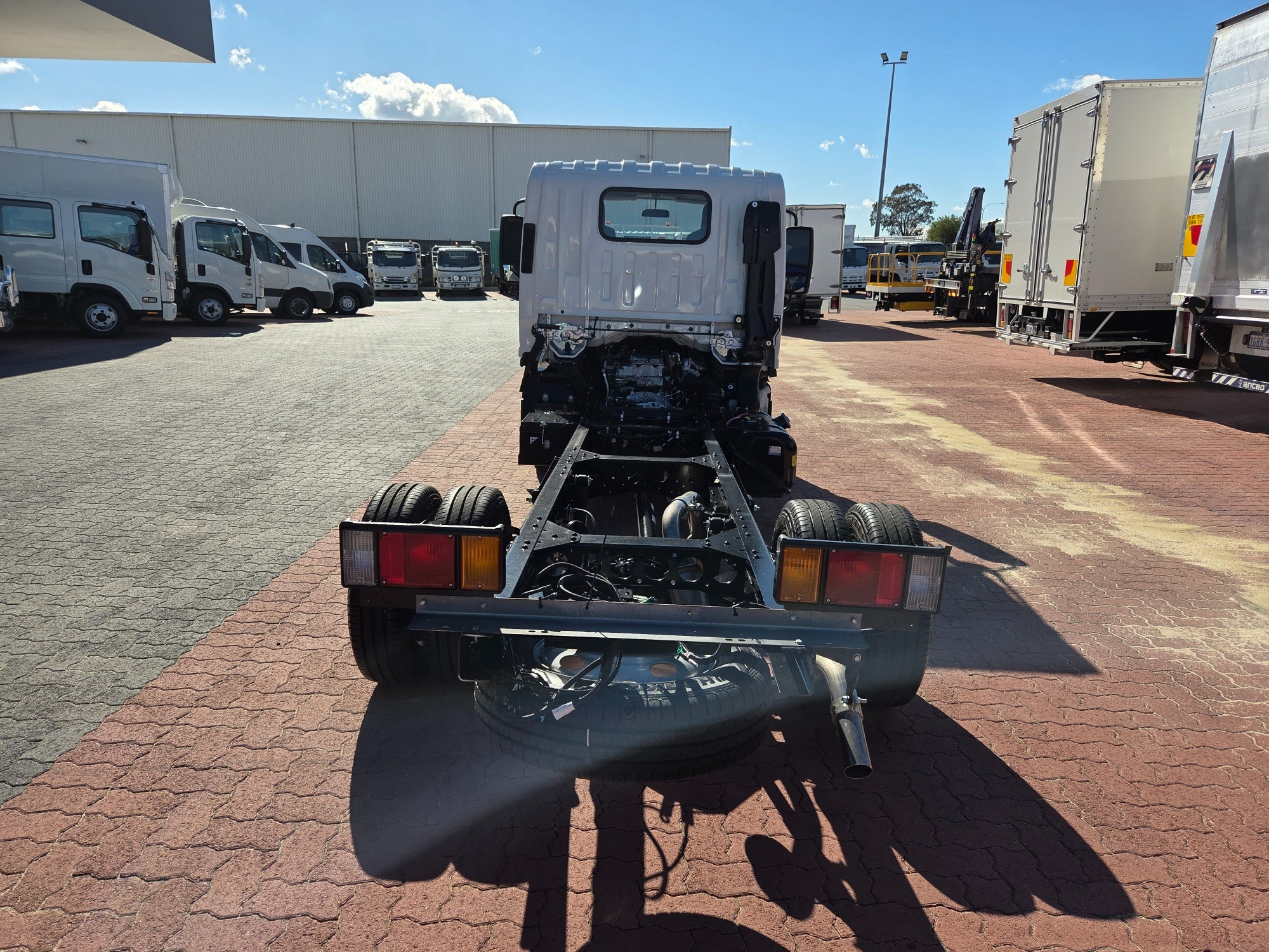 2024 ISUZU NLR NH MY21 45-150 (MWB) 6 SP AUTOMATED MANUAL C/CHAS