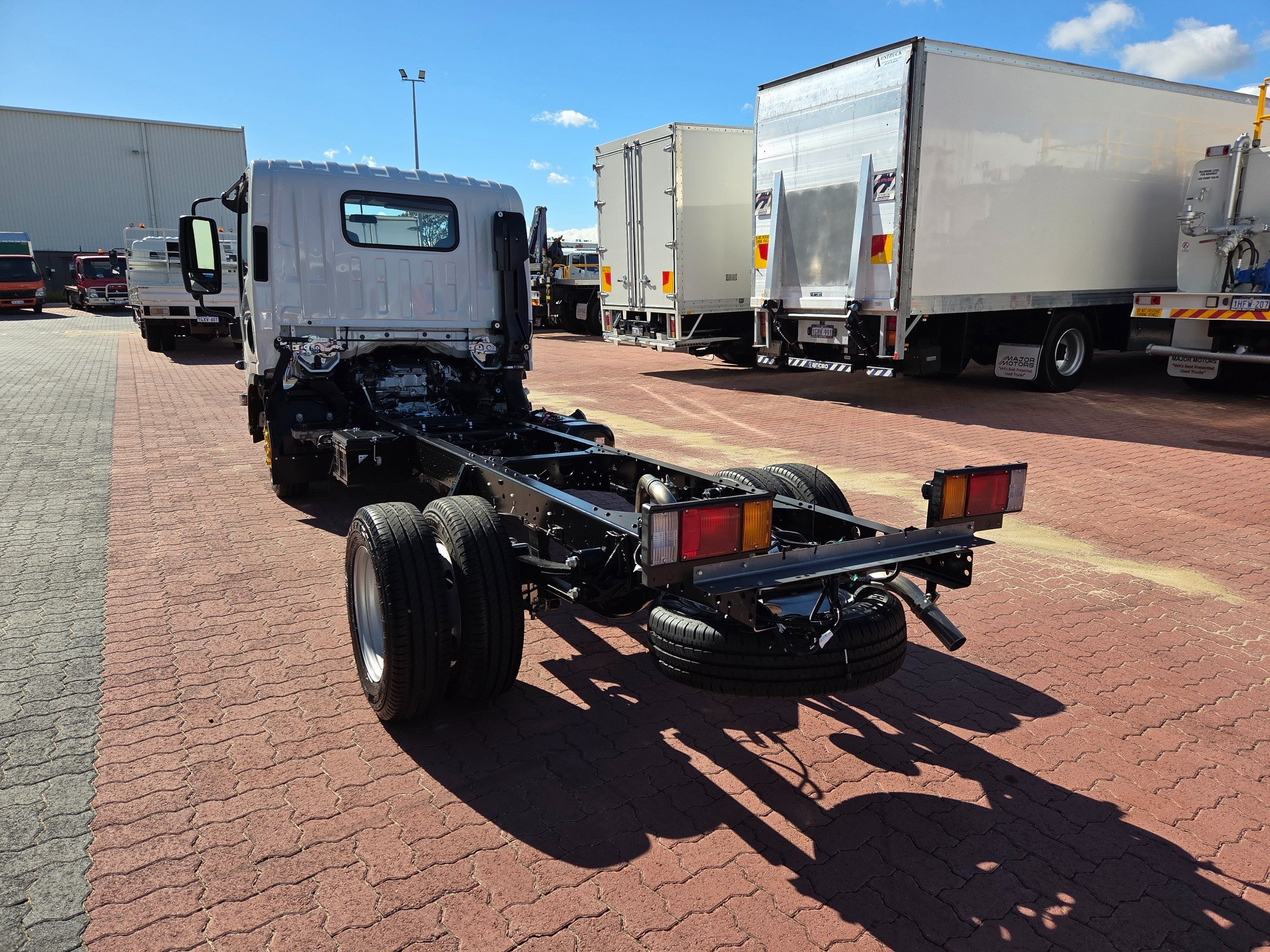 2024 ISUZU NLR NH MY21 45-150 (MWB) 6 SP AUTOMATED MANUAL C/CHAS