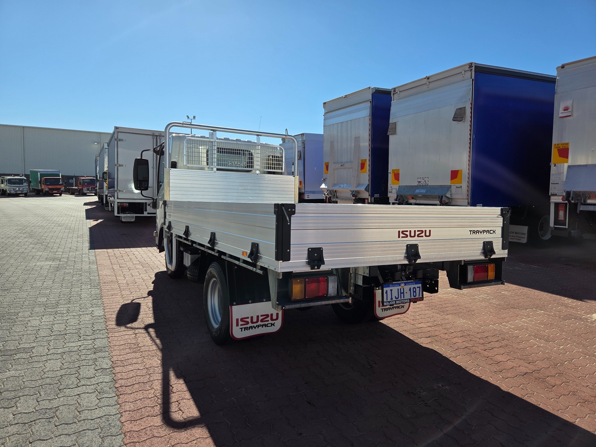 2024 ISUZU NLS NH MY21 45-150 AWD TRAYPACK 5 SP MANUAL C/CHAS