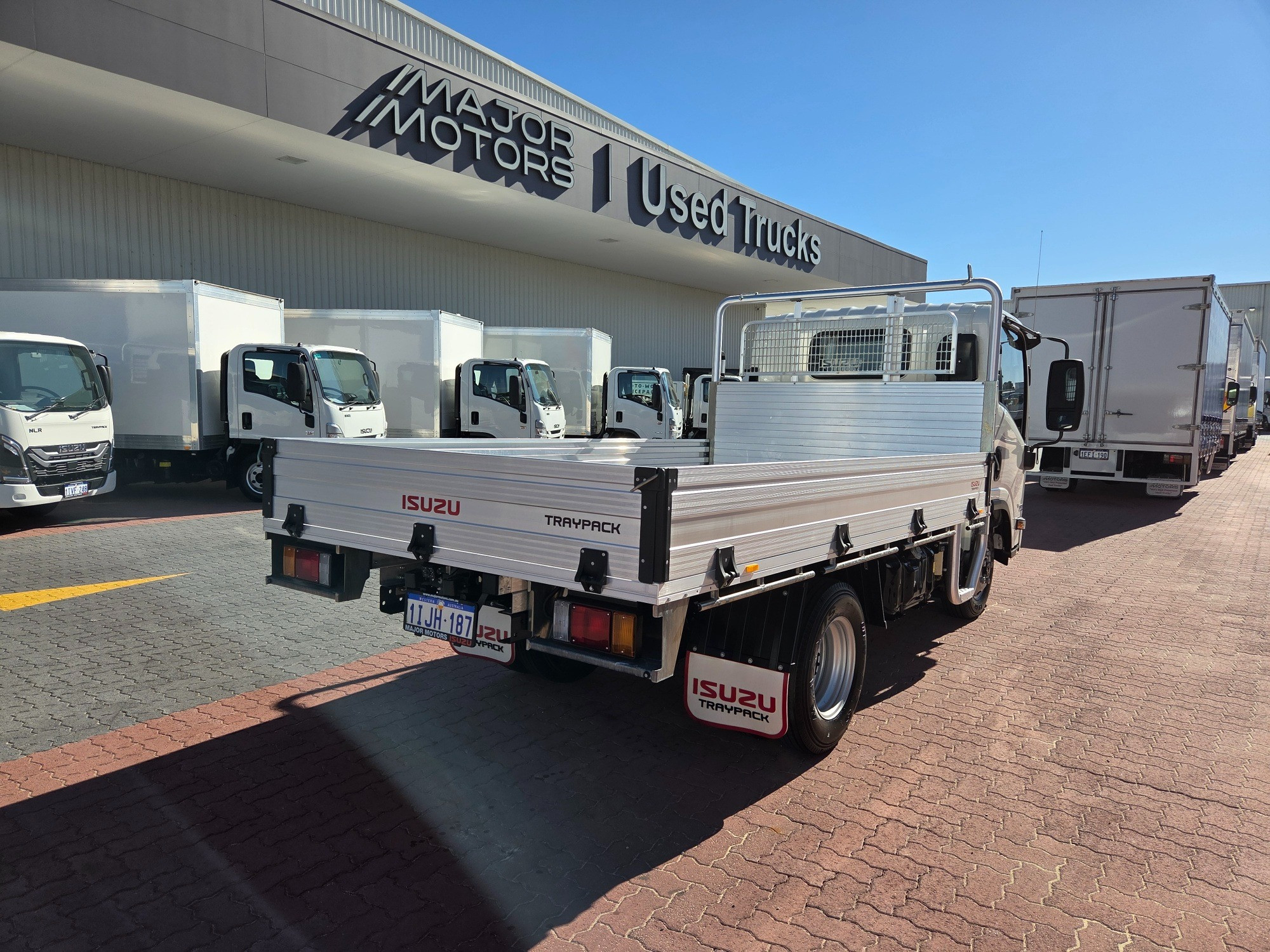 2024 ISUZU NLS NH MY21 45-150 AWD TRAYPACK 5 SP MANUAL C/CHAS