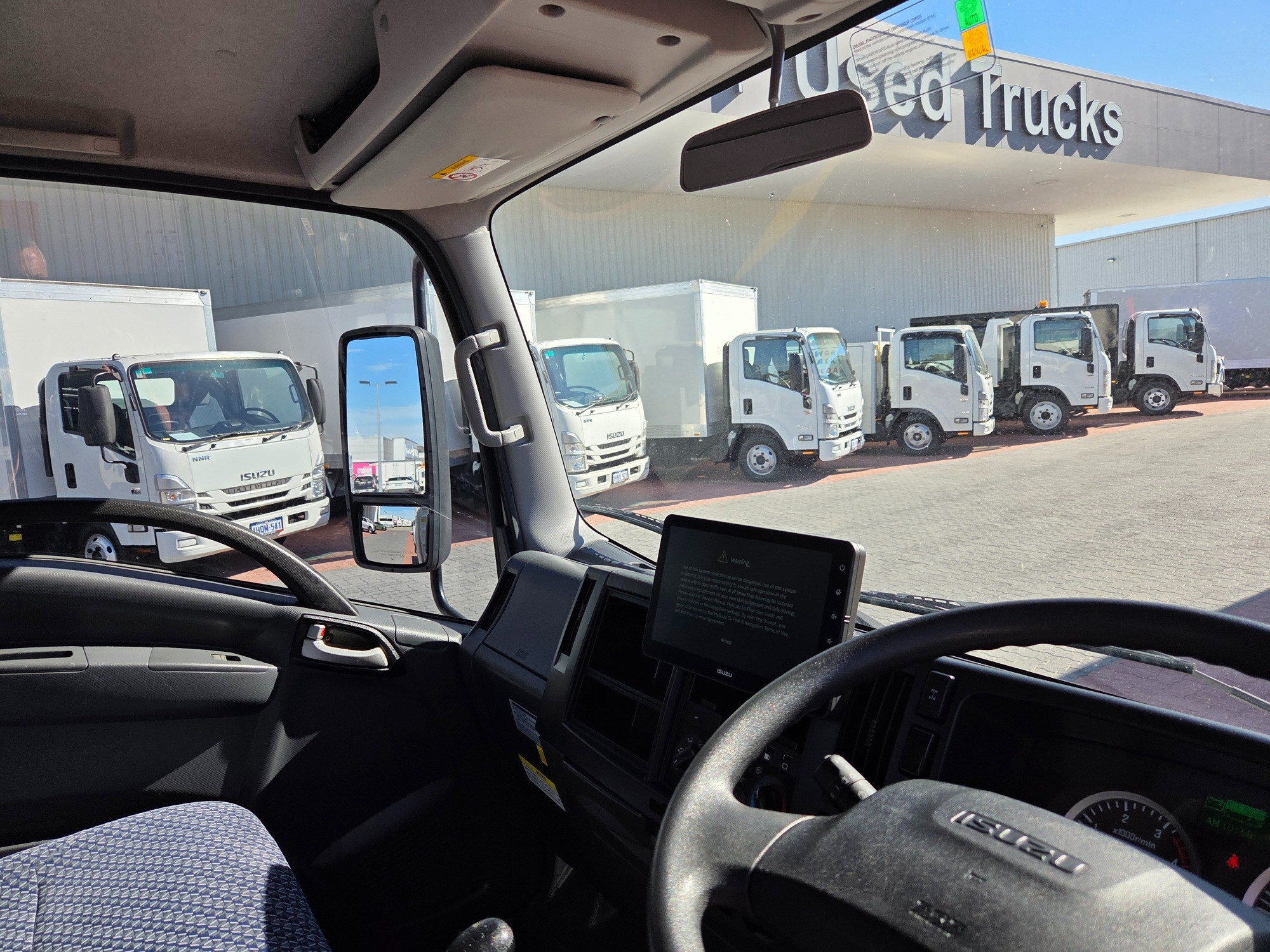 2024 ISUZU NLS NH MY21 45-150 AWD TRAYPACK 5 SP MANUAL C/CHAS