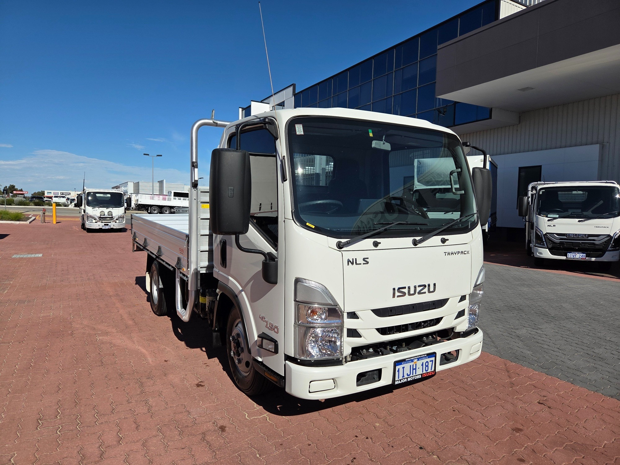 2024 ISUZU NLS NH MY21 45-150 AWD TRAYPACK 5 SP MANUAL C/CHAS