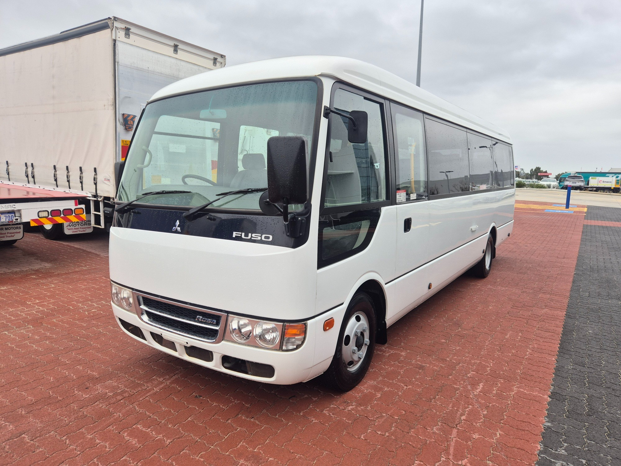 2015 MITSUBISHI FUSO ROSA BE64D DELUXE 6 SP AUTOMATIC BUS